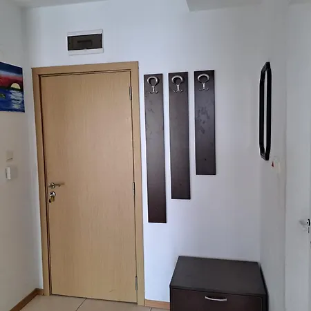 Grand Kamelia * סאני ביץ'